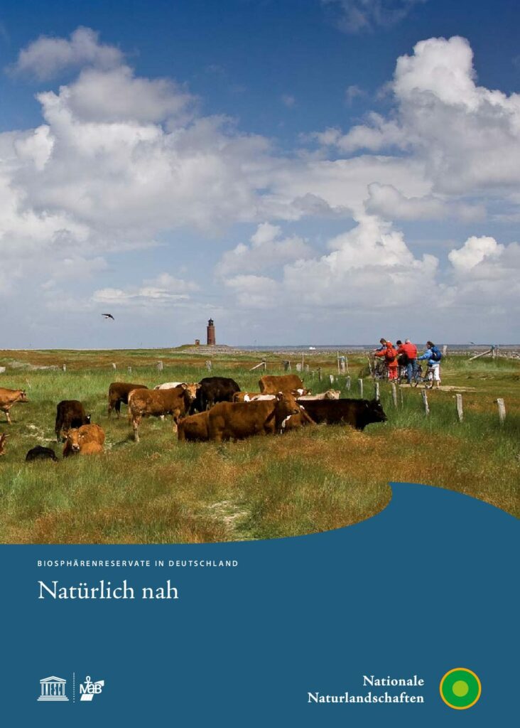 Titelblatt der Broschüre "Biosphärenreservate in Deutschland. Natürlich nah"
