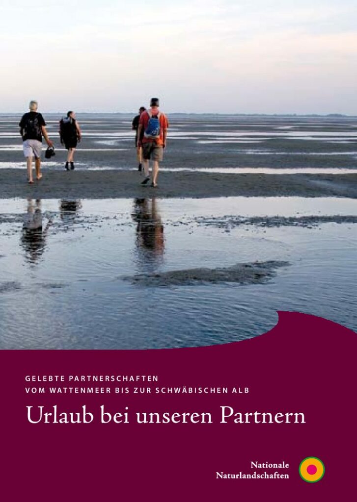 Titelblatt der Broschüre "Urlaub bei unseren Partnern"