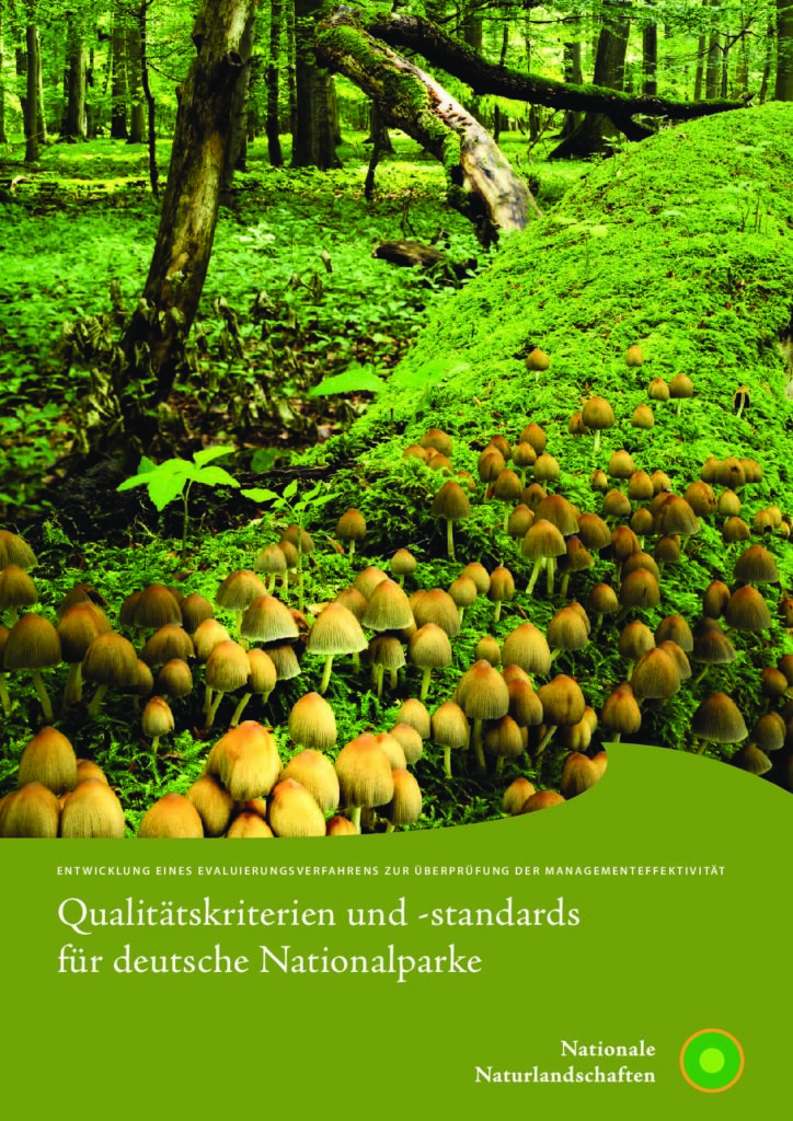 Titelblatt der Broschüre "Qualitätskriterien und -standards für deutsche Nationalparke"