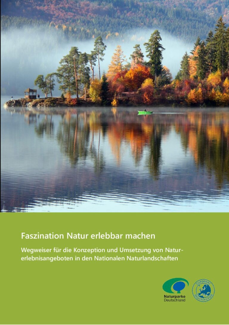 Titelblatt der Broschüre "Faszination Natur erlebbar machen. Wegweiser für die Konzeption und Umsetzung von Naturerlebnisangeboten"