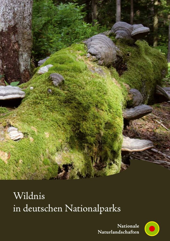 Titelblatt der Broschüre "Wildnis in deutschen Nationalparks"