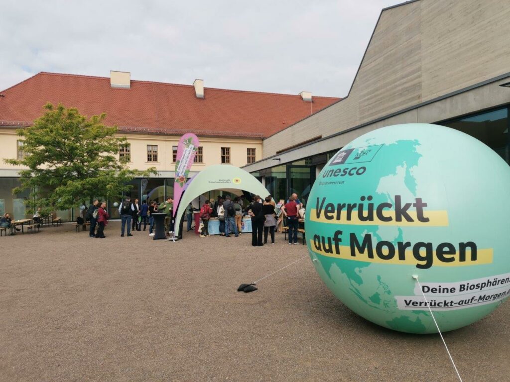 Öffentlichkeitsarbeit & Politikberatung